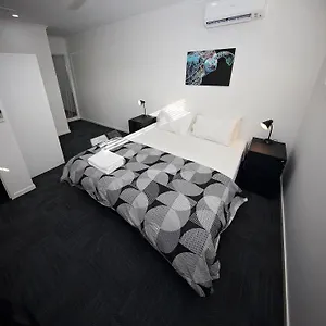 https://mihaven-living-martyn-st-apartments.cairnshotels4all.com